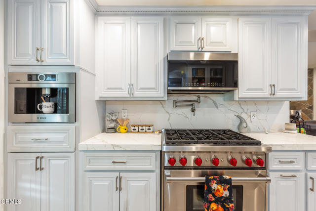 Building Photo - 4816 Indianola Way