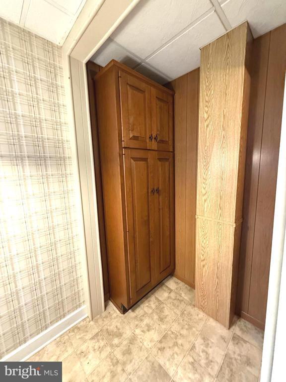 Building Photo - 4324 Valley Rd