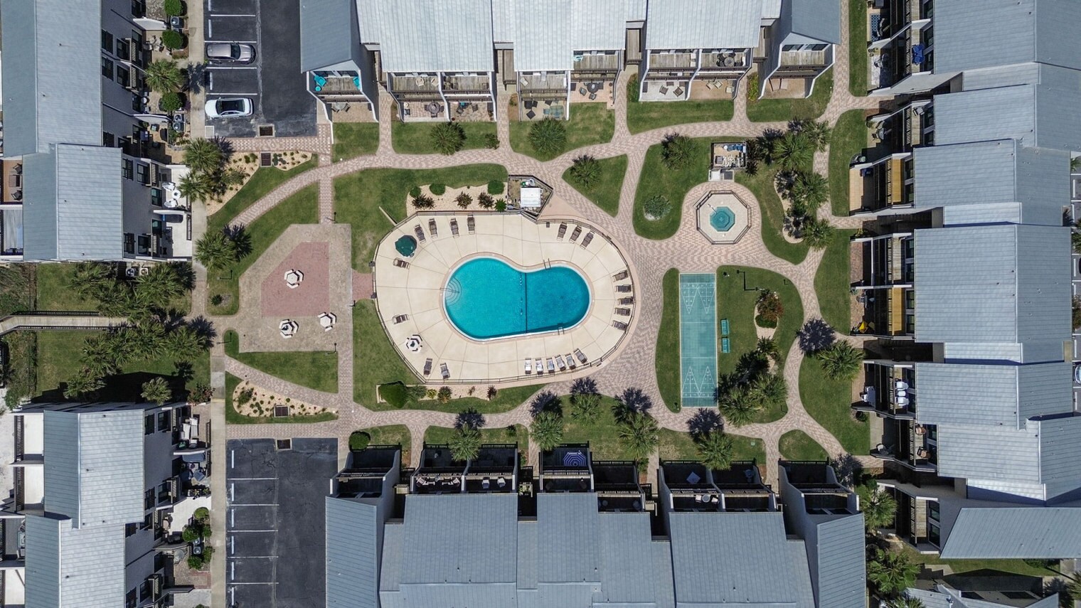 Building Photo - 5717 Thomas Dr