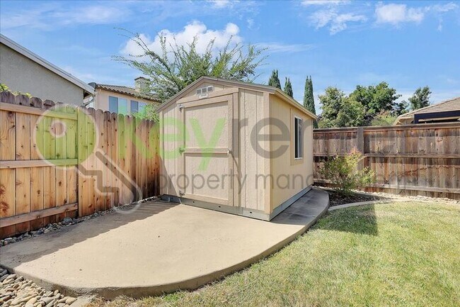 Building Photo - 9448 Syrah Ct