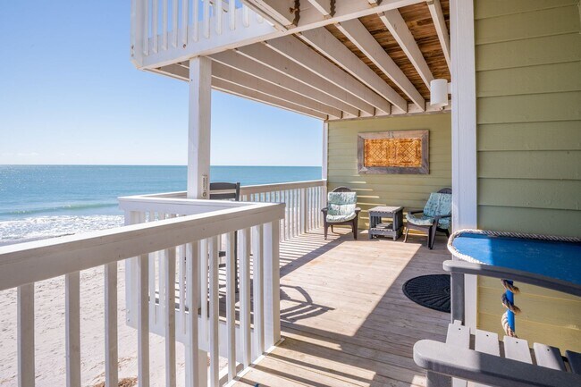 Building Photo - OCEANFRONT GETAWAY OFF-SEASON MONTHLY RENTAL