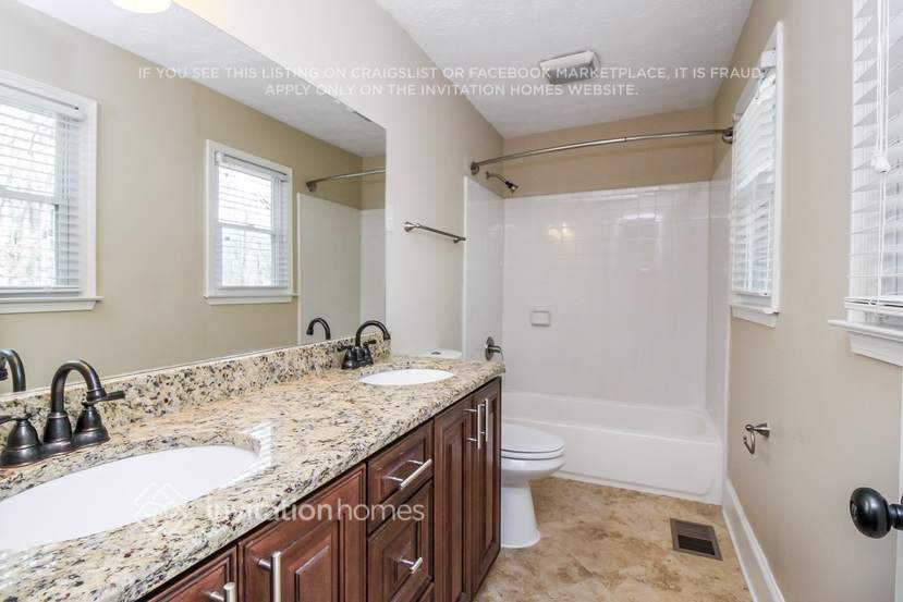 Building Photo - 1883 Guardian Way