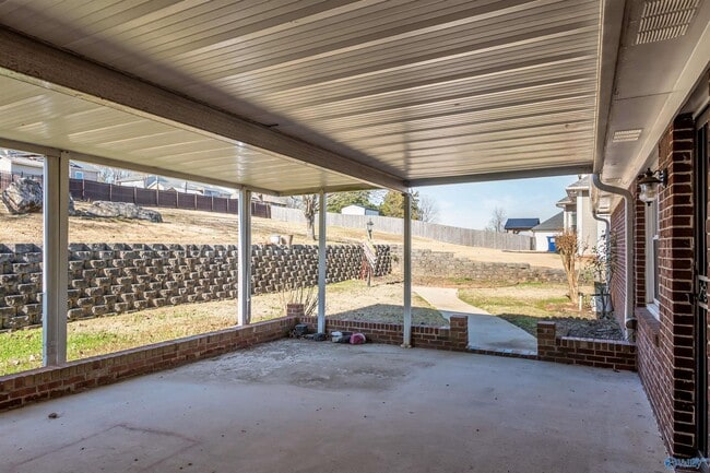 Building Photo - 212 Warfe Ct