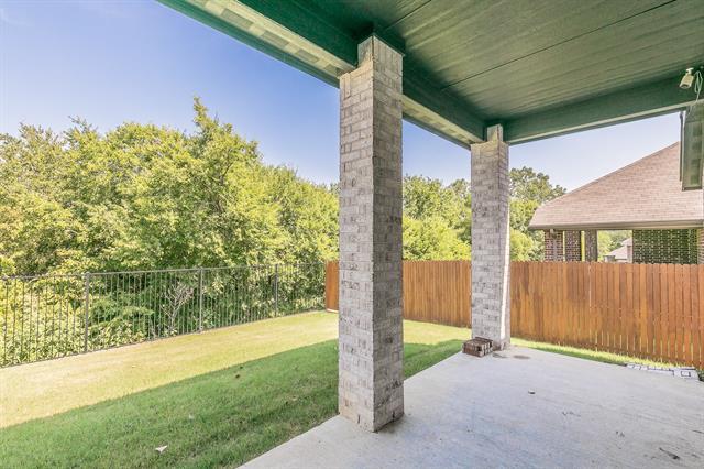 Building Photo - 1405 Bentwood Dr
