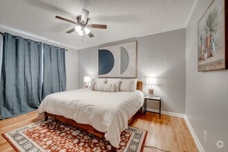 Building Photo - The Cozy Heights