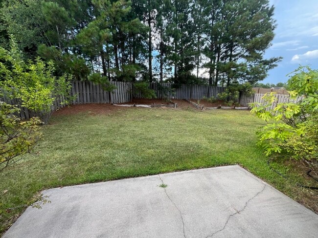 Building Photo - 707 Keyes Dr
