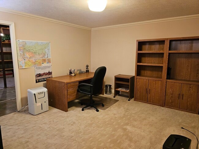 Building Photo - 5 Autumn Hill Ct