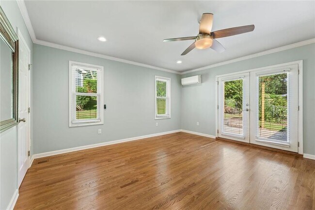 Building Photo - 2679 Harrington Dr