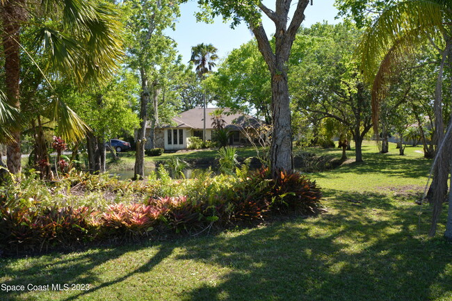 Building Photo - 1045 Pine Island Rd
