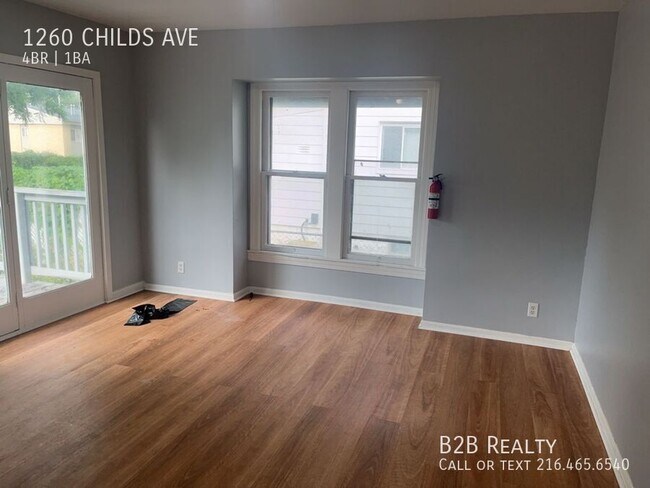 Building Photo - 1260 Childs Ave