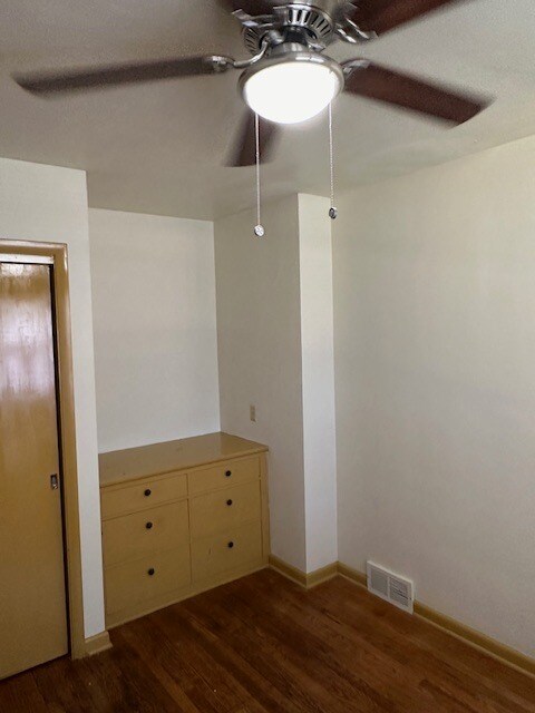 Building Photo - 4075 N 85th St