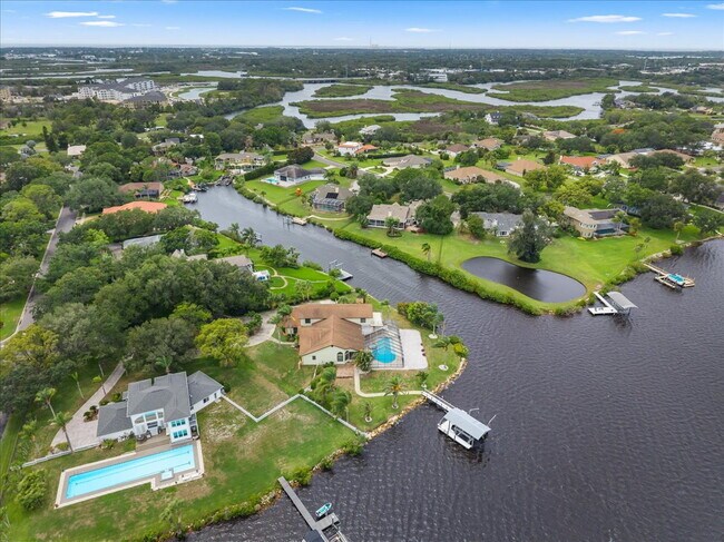 Building Photo - RENT THIS EXTRAORDINARY WATERFRONT HOME