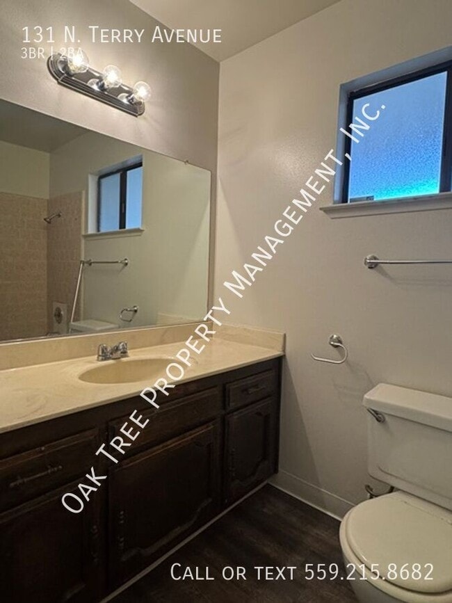 Building Photo - 131 N Terry Ave