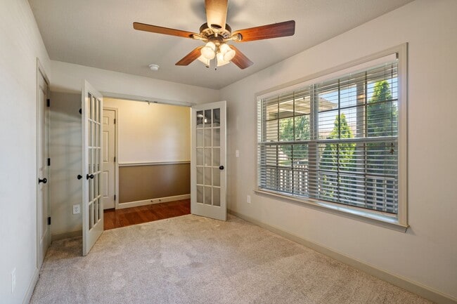 Building Photo - 3 Bedroom, 2 Bath - Ranch in Wynbrook, Boi...