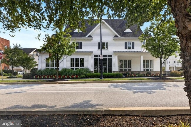 Building Photo - 7564 Warburg Way