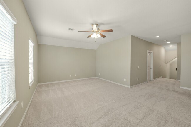 Building Photo - 9651 Thimbleweed Dr