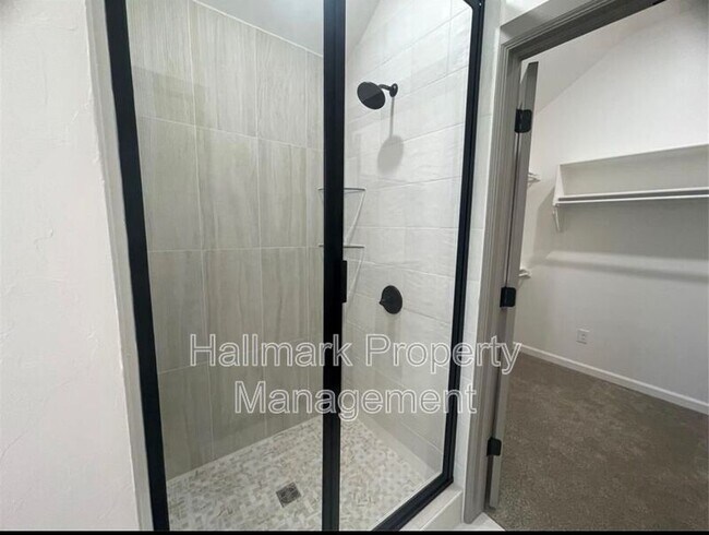 Building Photo - 5001 Misty Wood Ln