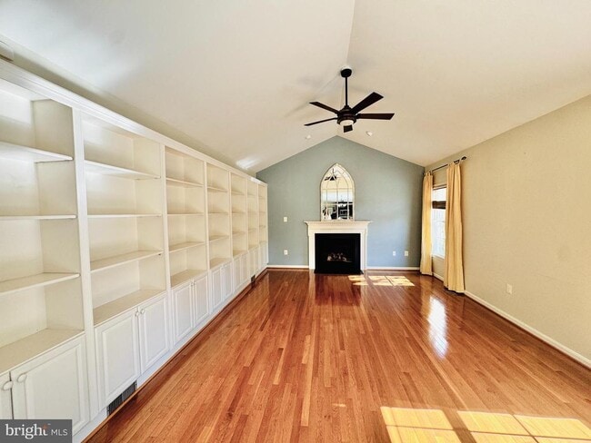 Building Photo - 28 Scotland Cir