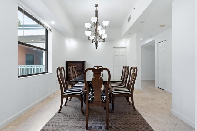 Building Photo - 1640 Presidential Way