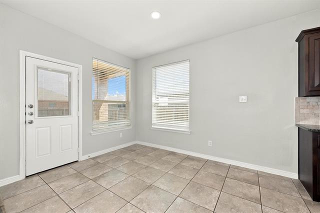 Building Photo - 2614 Lavender Ln