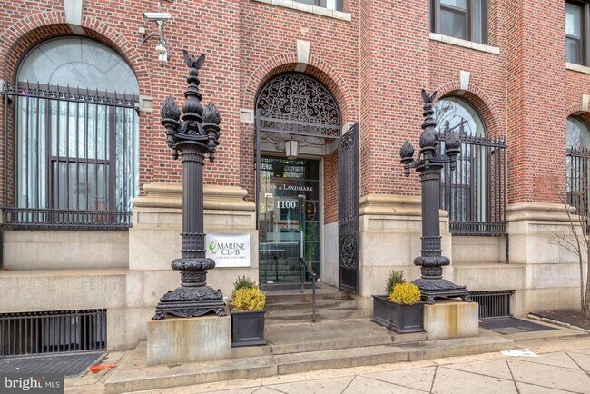 Building Photo - 1100 S Broad St