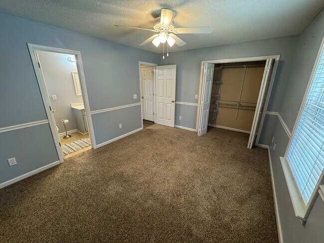 Building Photo - 111 Weatherstone Pl