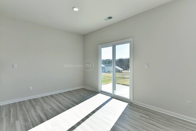 Building Photo - New Construciton 5-Bedroom Move-in Ready Home