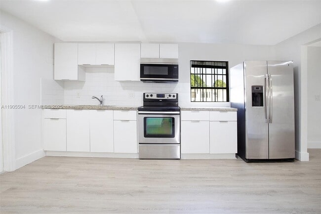 Building Photo - 1934 NW 92nd St