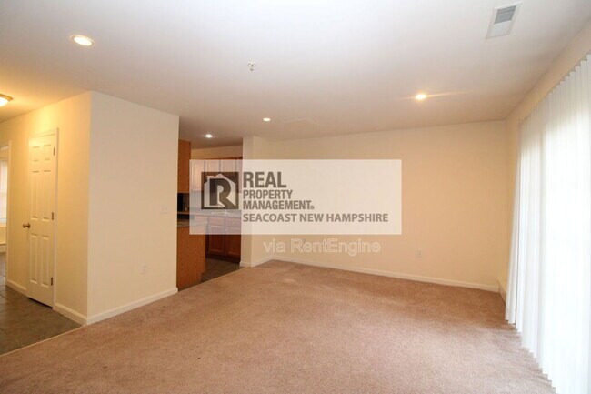 Building Photo - 2 Waverly Dr