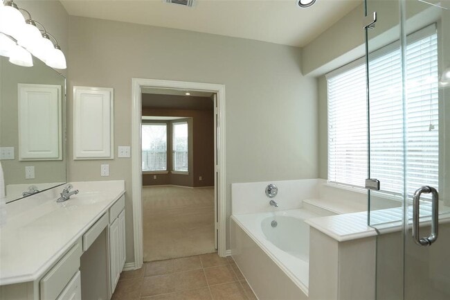 Building Photo - 9603 Red Rugosa Dr