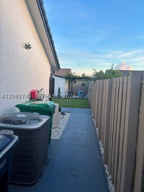 Building Photo - 14934 SW 168th Terrace
