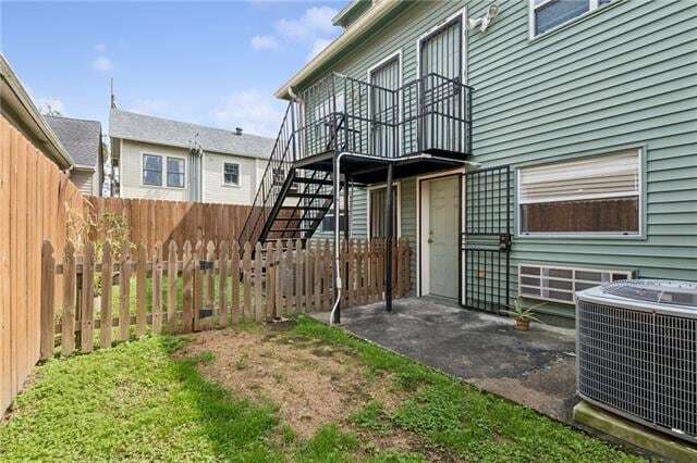 Building Photo - 4813 Laurel St