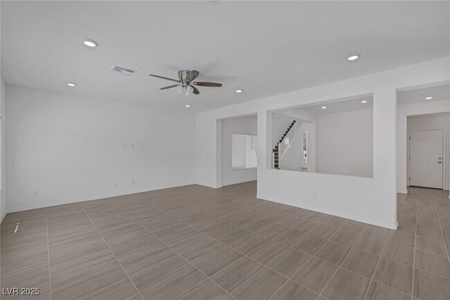 Building Photo - 6533 Twin Brks Ave