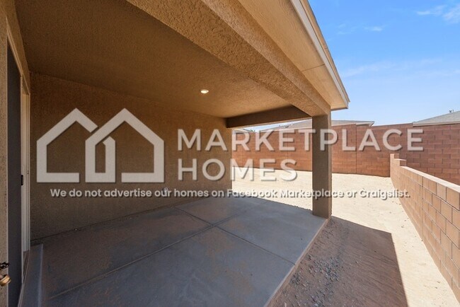 Building Photo - 975 Barkwell Dr SW