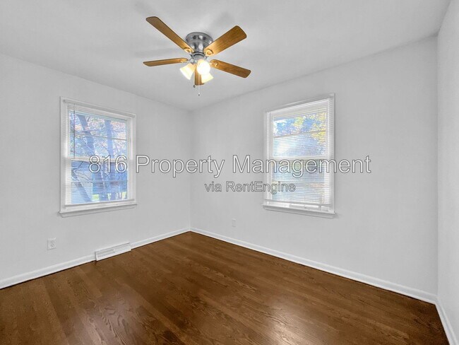 Building Photo - 16007 East 35th St S