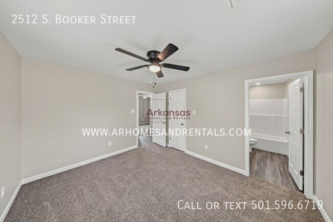 Building Photo - 2512 Booker St