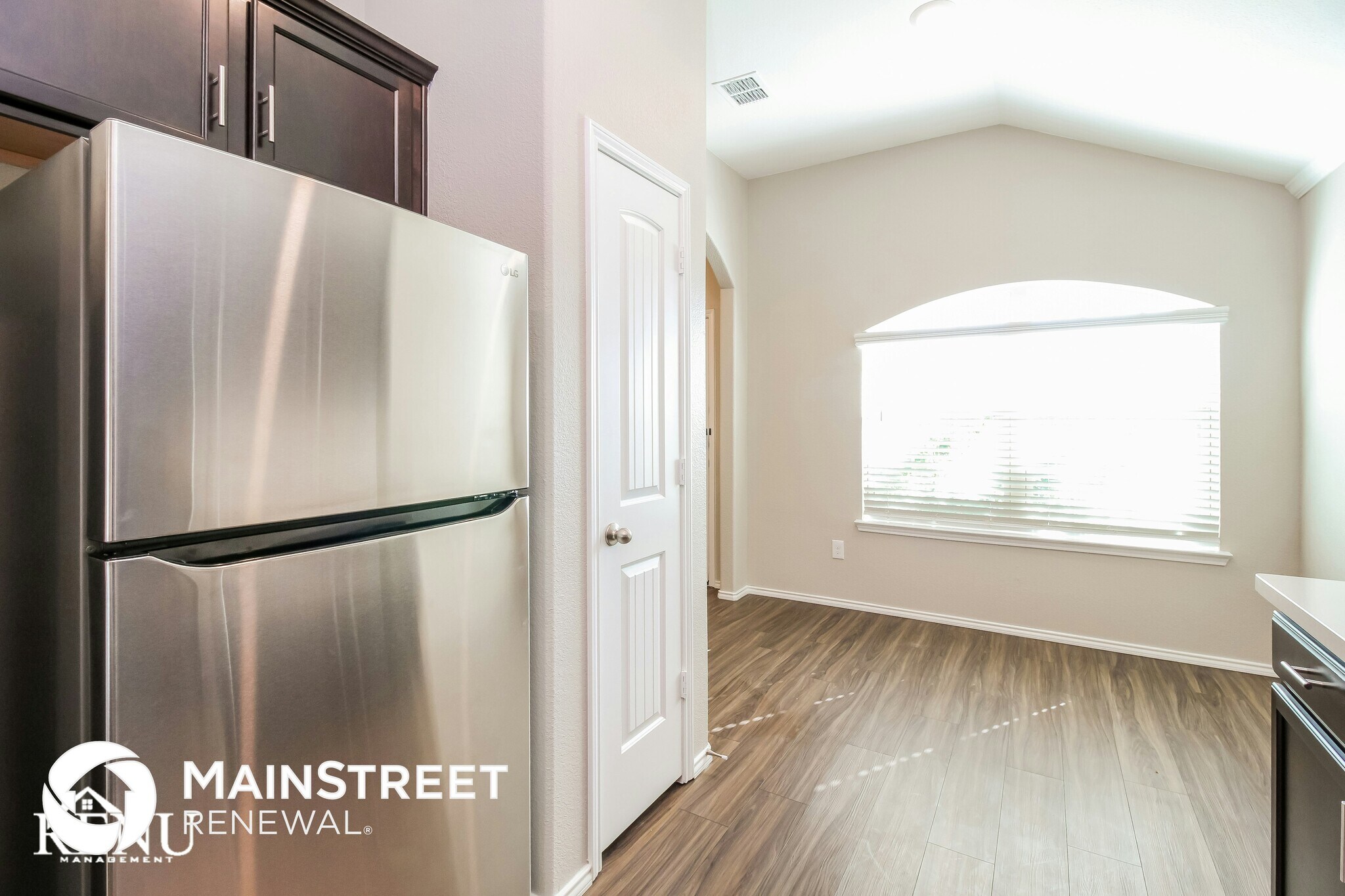 Building Photo - 416 Pollyann Trl