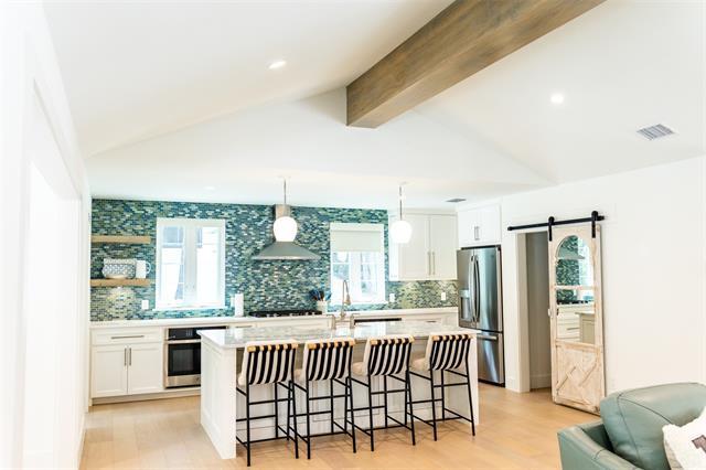 Building Photo - 1223 Ridgewood Cir