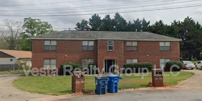 Primary Photo - 252 Toby Springs Ln