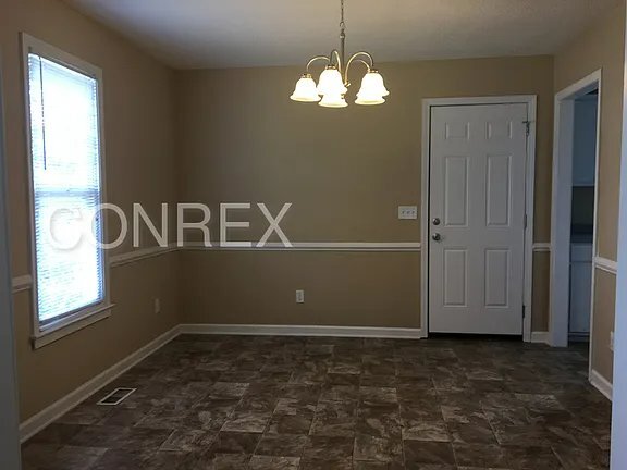 Building Photo - 38 Camp Creek Dr