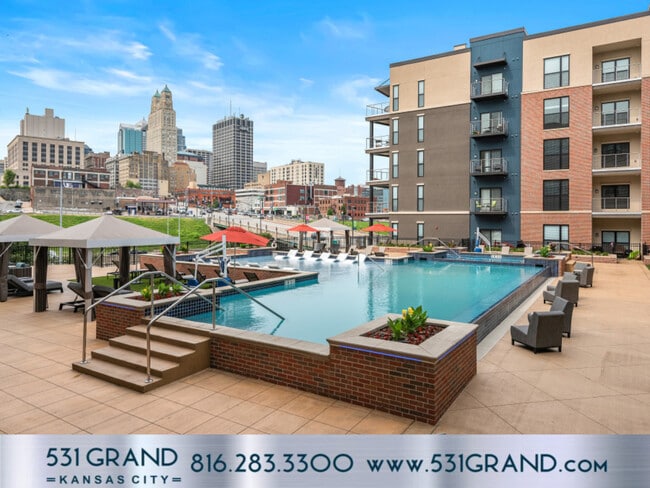 Spectacular city views - 531 Grand