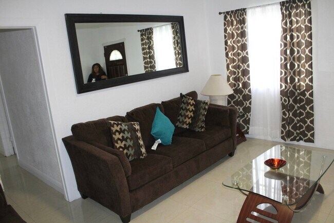 Building Photo - 41 NW 69th Ave