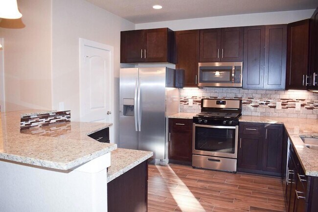 Building Photo - 3303 Elija St