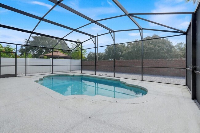 Building Photo - 1420 Sun Meadow Dr