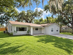 Building Photo - 326 E Palmetto Ave