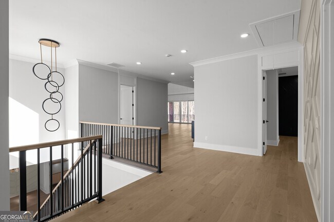 Building Photo - 407 Thunder Rd