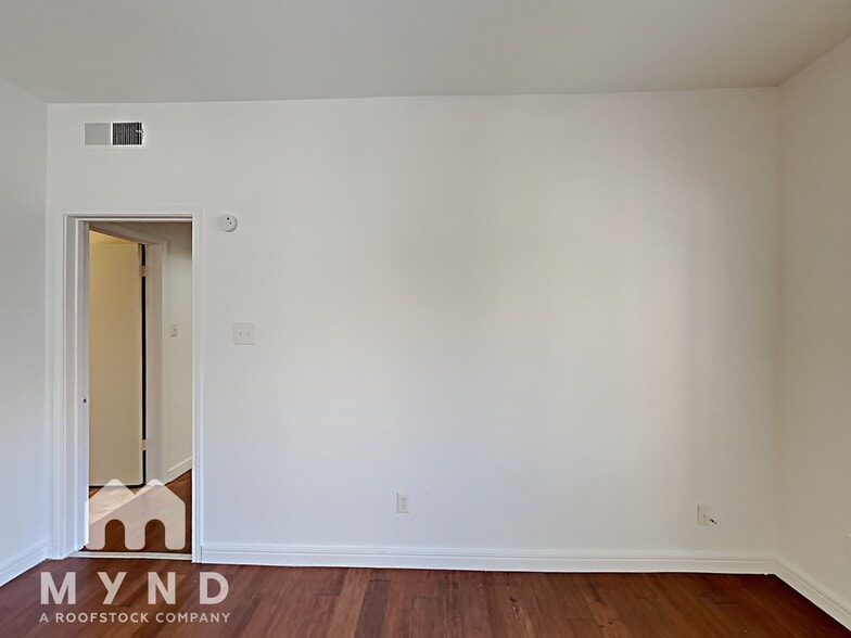 Building Photo - 9747 Whitehurst Dr