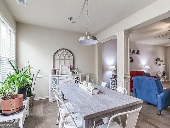 Building Photo - 2344 Attewood Dr