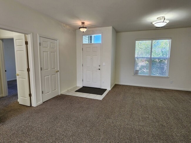Building Photo - Home For Rent in Wildhorse Area of Minden