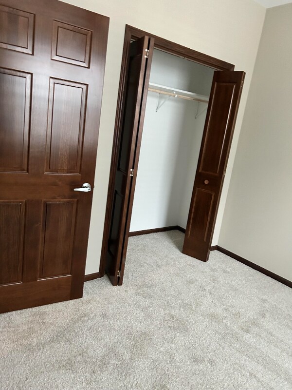 Building Photo - 3617 Doolittle Dr